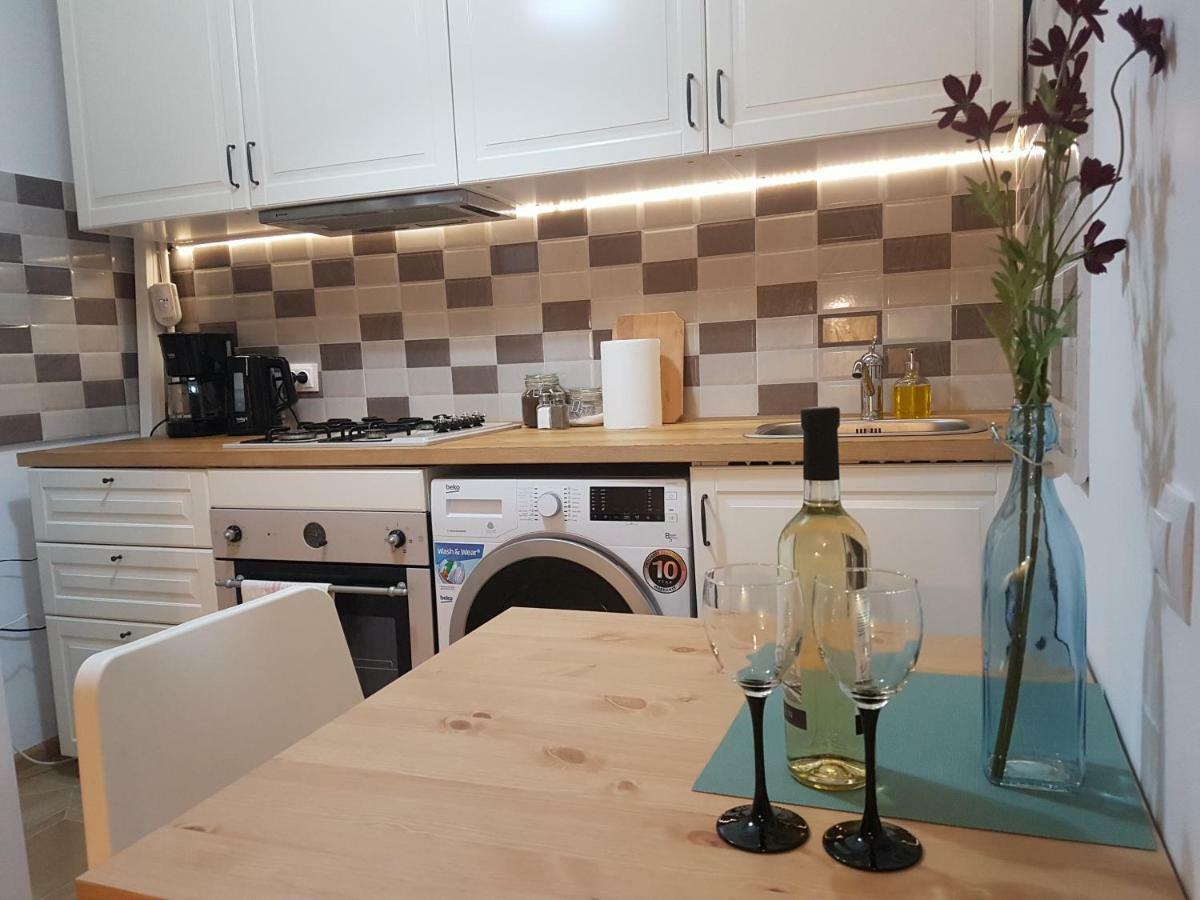 Cozy Studio In The City Centre Iasi Extérieur photo